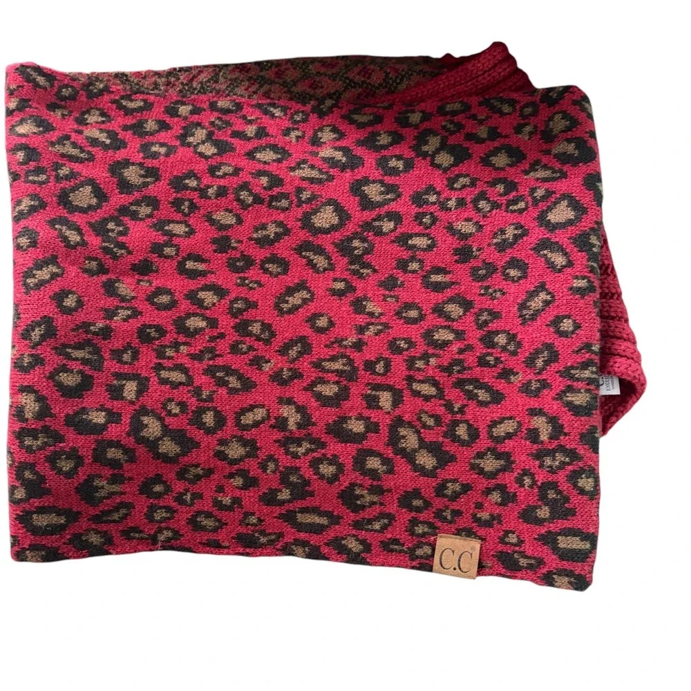 CC Exclusives Women's Burgundy‎ Leopard Print Cable Knit Infinity Scarf